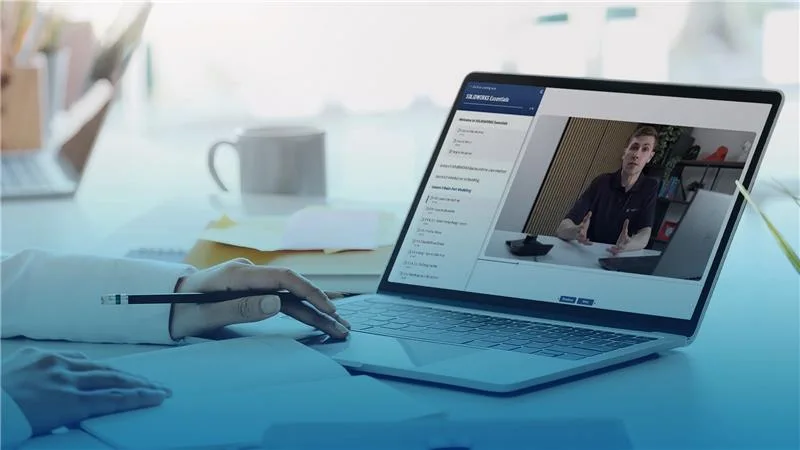 solidworks-self-paced-training-on-laptop-overlay